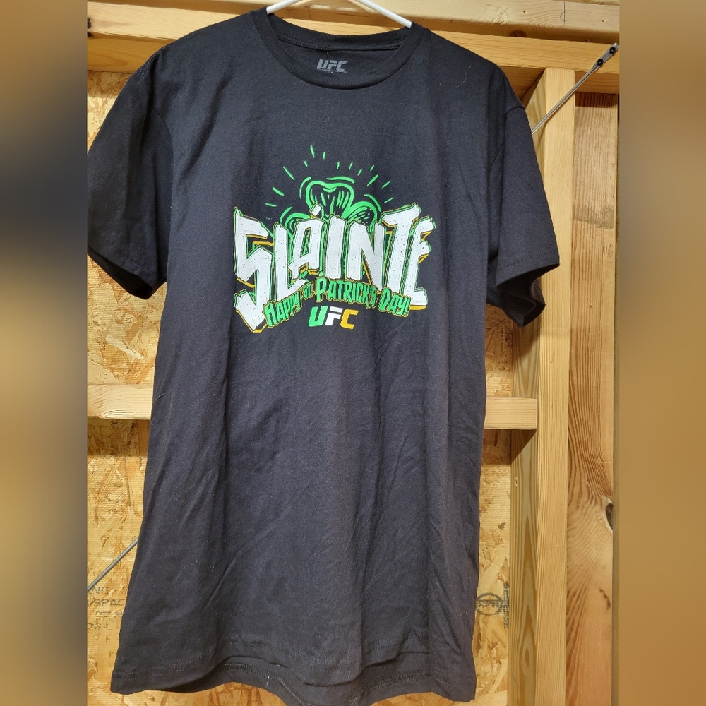 UFC NWT St Pats Slainte Tshirt Mens Size‎ Large